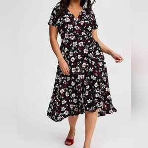 Torrid-Midi Surplice Tie-Sleeve Dress NEVER WORN